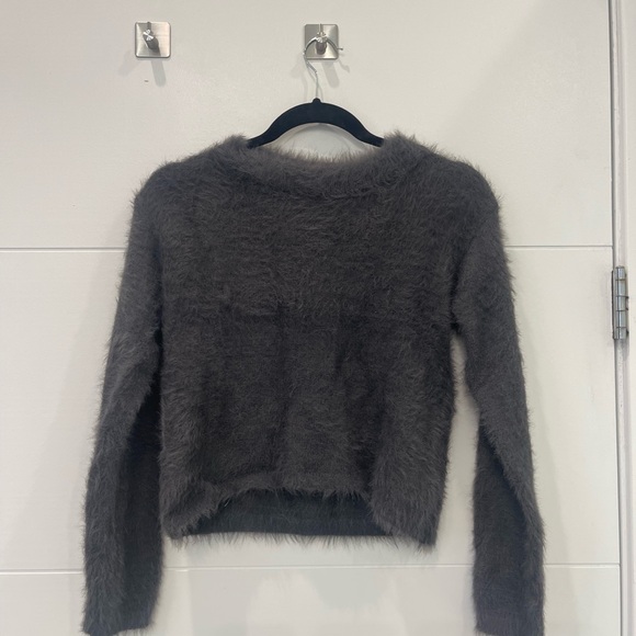 H&M Sweater - Picture 3 of 3